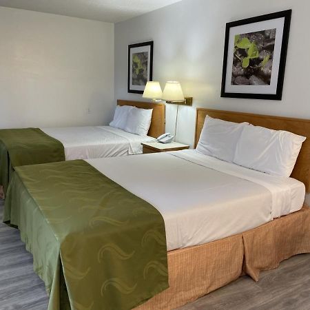 Rodeway Inn & Suites Omak - Okanogan Exterior foto