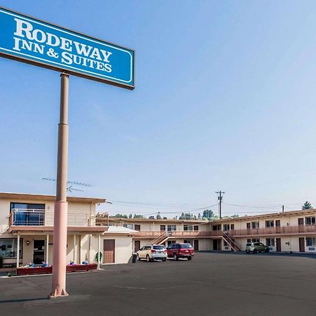 Rodeway Inn & Suites Omak - Okanogan Exterior foto