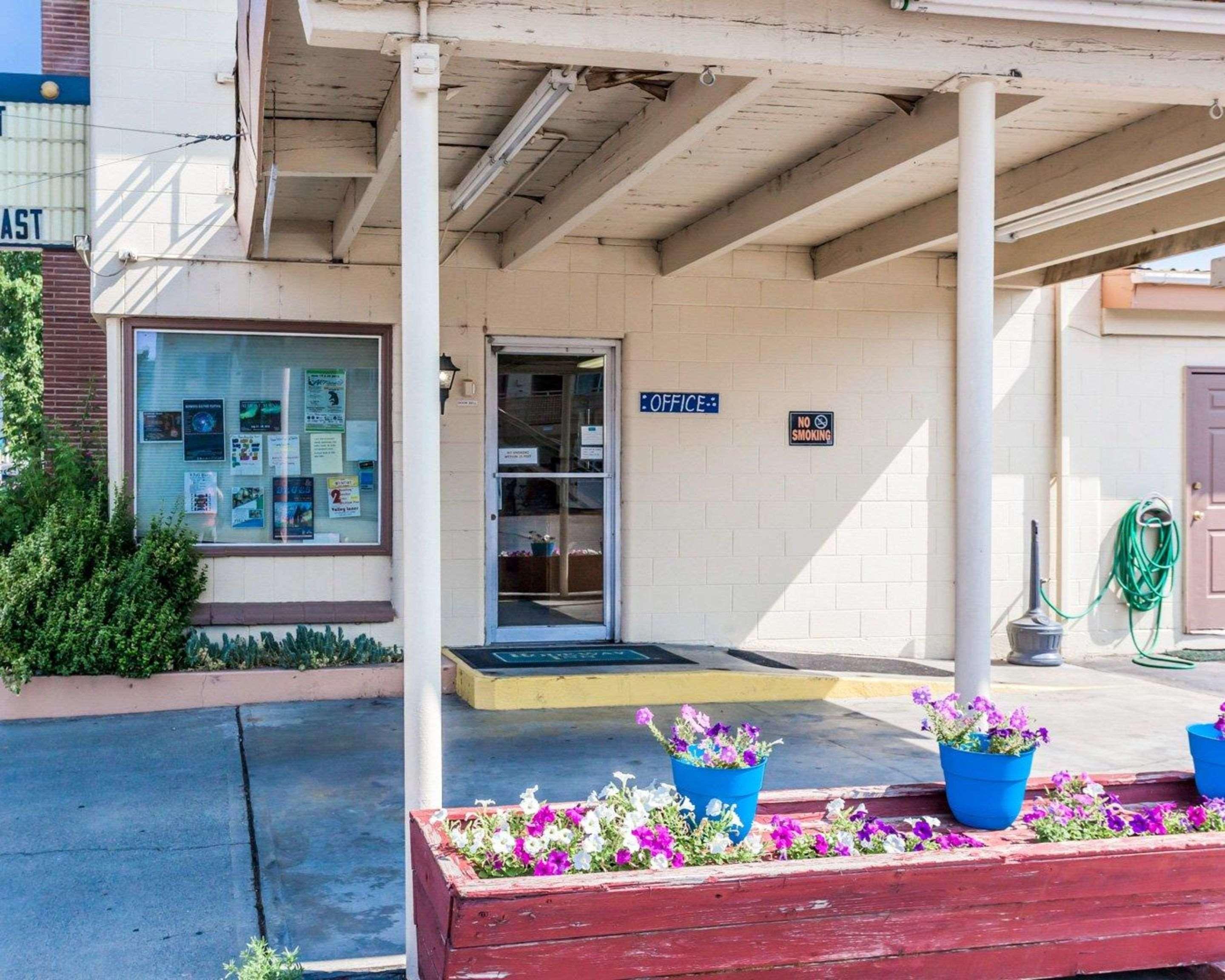 Rodeway Inn & Suites Omak - Okanogan Exterior foto