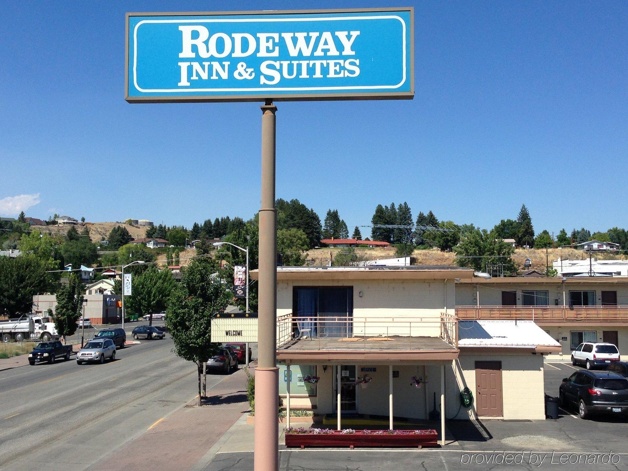 Rodeway Inn & Suites Omak - Okanogan Exterior foto