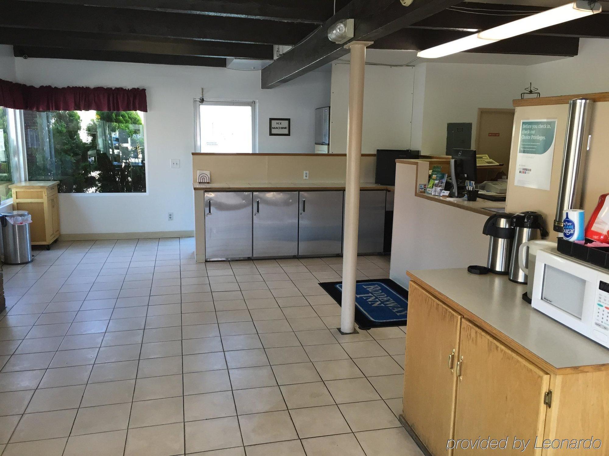 Rodeway Inn & Suites Omak - Okanogan Exterior foto