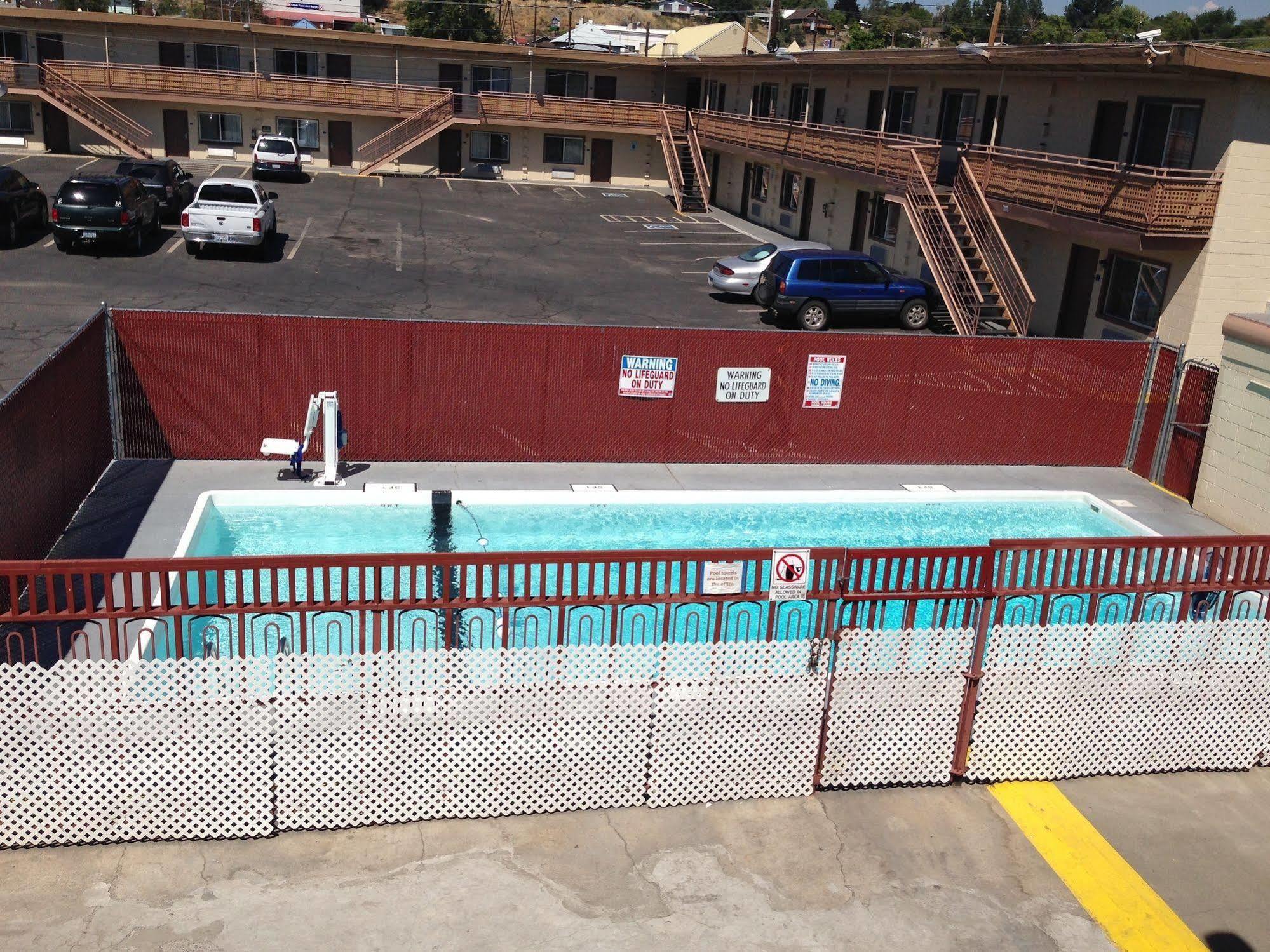 Rodeway Inn & Suites Omak - Okanogan Exterior foto